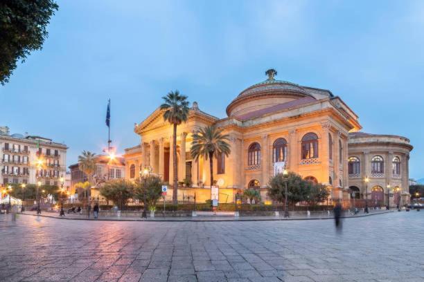 Casa Vacanze Francesca Hotel Palermo Kültér fotó